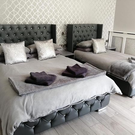 Cosgrove Bed & Breakfast Скънторп Екстериор снимка